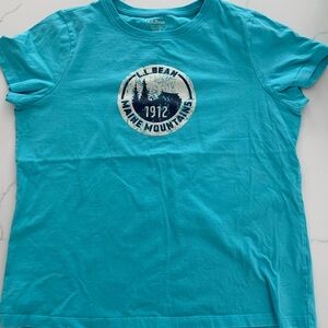L.L.Bean M short-sleeve graphic tee turquoise "Maine Mountains 1912" graphic New